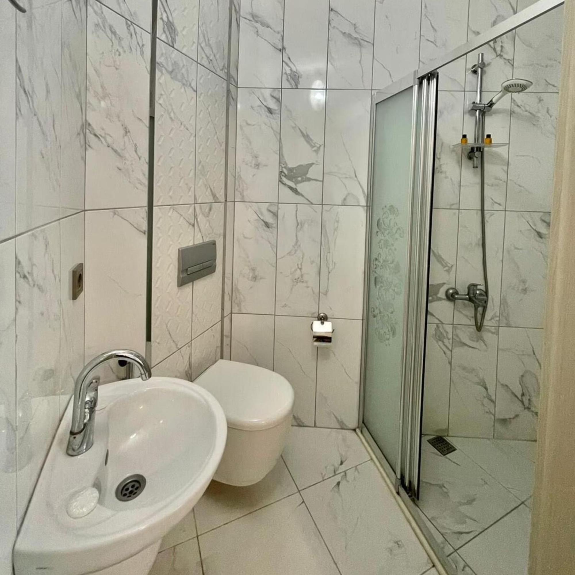 Bostanci Shahin Golden Hotel l الصقر الذهبي… المظهر الخارجي الصورة